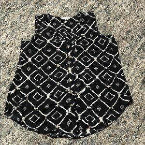 Maurices Black and Cream Geometric Tank Top